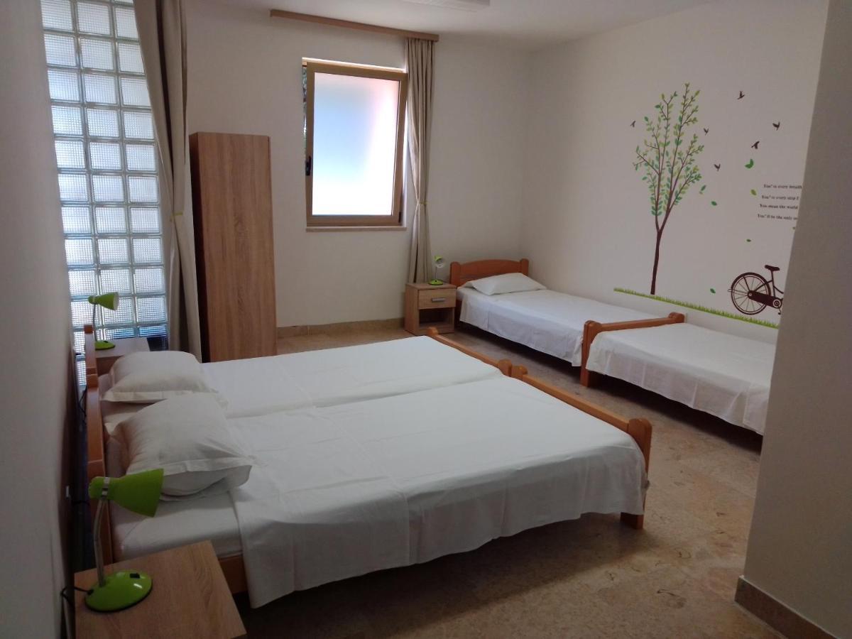 Apartman Sendi Пула Екстер'єр фото
